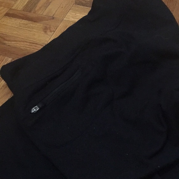 Black wide legged Lululemon pants - Picture 9 of 9